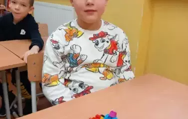 UHxgLMpq