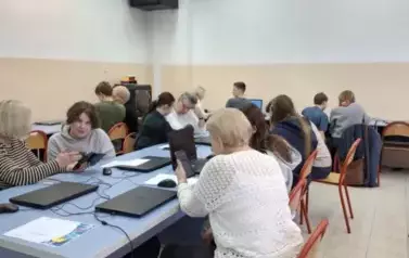 PE0Y9Jps