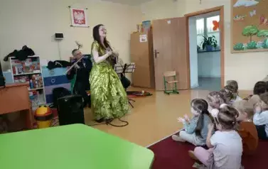 1000042114