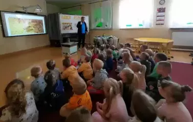 1000061856