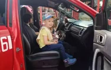 1000063869