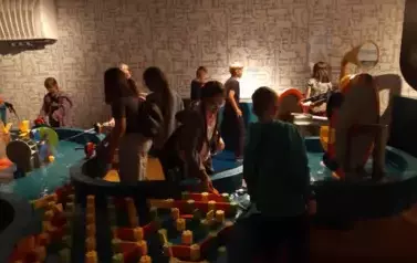 1748853639407