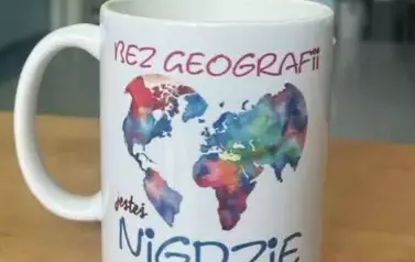 C_vYEeyV
