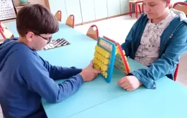 1760079697631