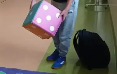 1760079697616