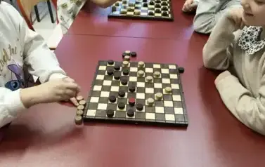 1760079639331