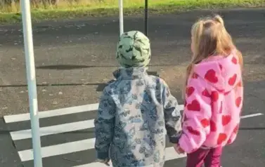 tcs5Qyj2