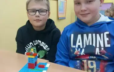 AN9URvo9
