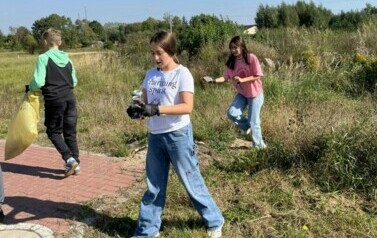 nh-kWvHU