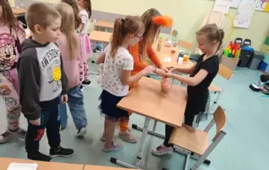 1000002352