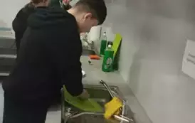1000005880