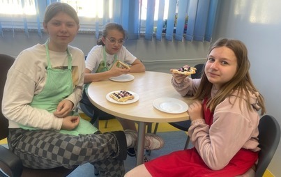 Zdjęcie do Sz&oacute;stoklasistki gotują:).